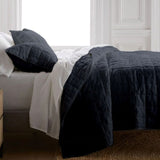 Black - 3-Piece Quilt Bedding with Pillowcases | Lightweight Blanket |